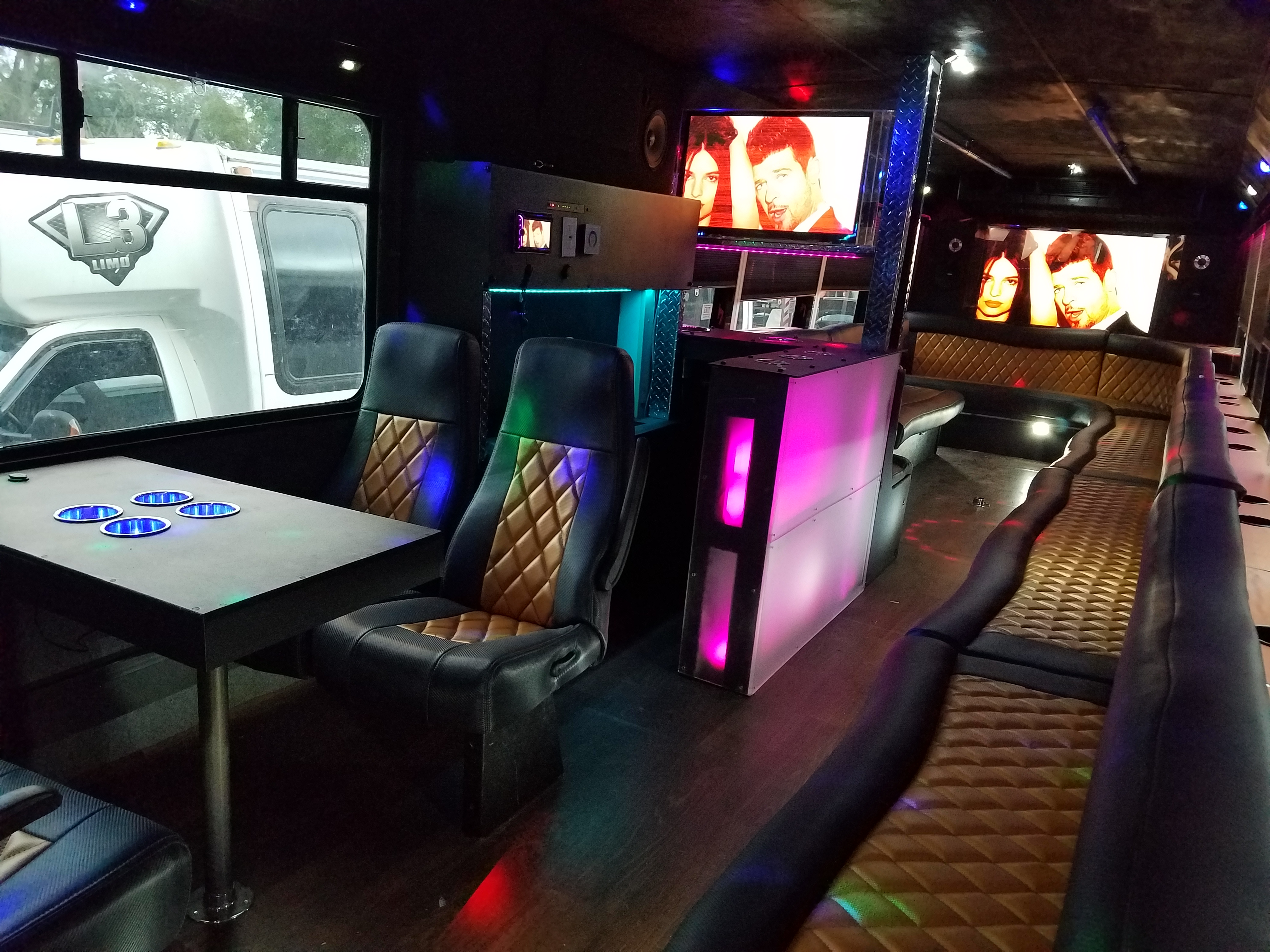 Wesley Chapel party bus rental